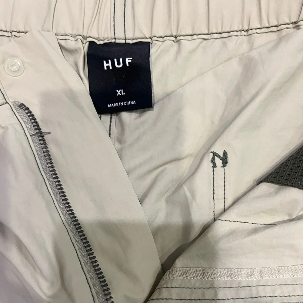 HUF Men's Loma Tech Light Tan Cargo Pants in Bisquit